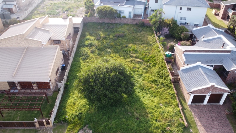 0 Bedroom Property for Sale in Wavecrest Eastern Cape